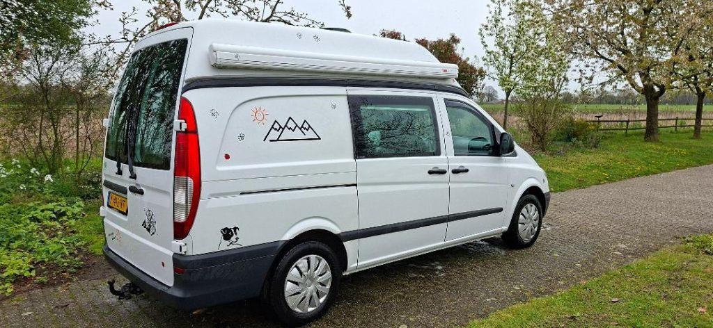 Mercedes-Benz Mercedes 2007 Wit, Voorwielaandrijving, Stof, 2000 kg, Wit