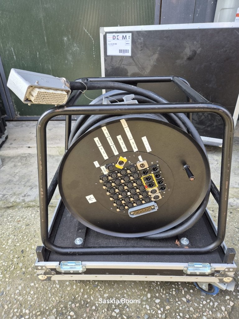 multikabel met harting aansluiting 24-8, Muziek en Instrumenten, Kabels en Stekkers, Ophalen, Zo goed als nieuw, Apparatuur