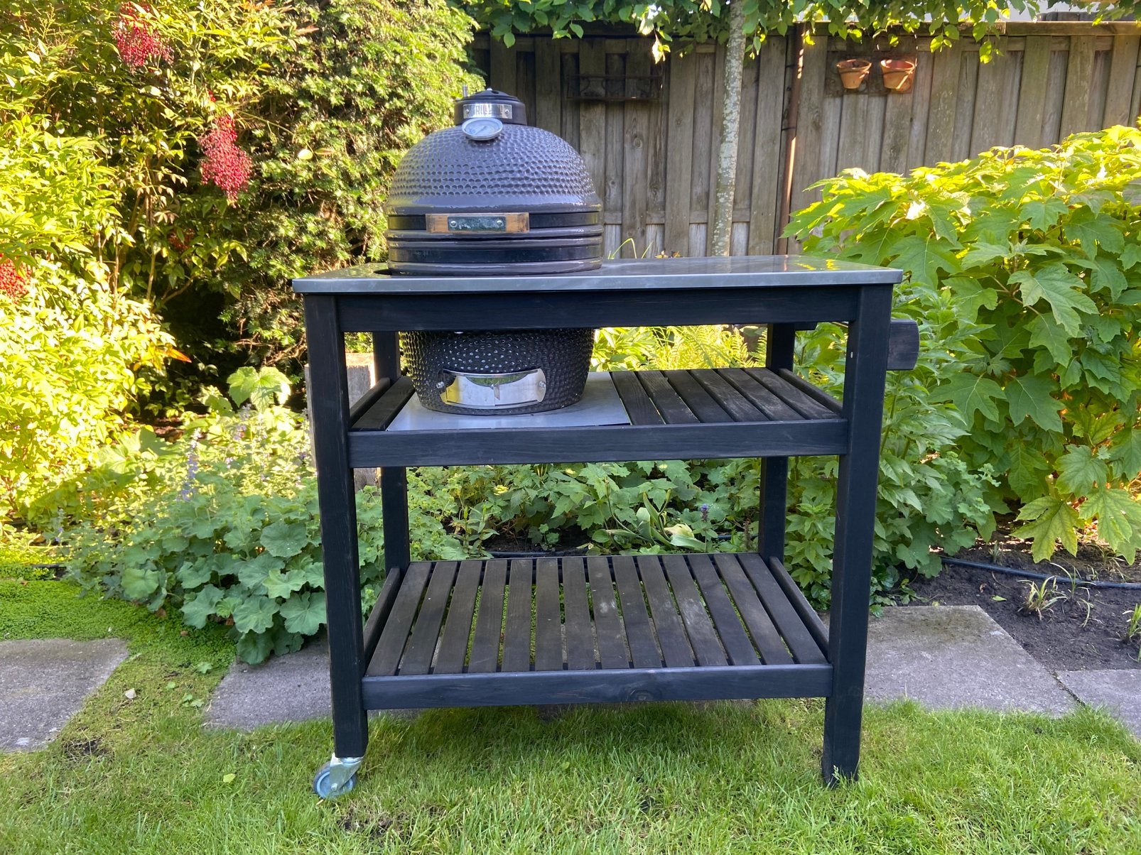 Grill Guru compact incl. meubel, Tuin en Terras, Buitenkeukens, Ophalen, Gebruikt, Houtskool