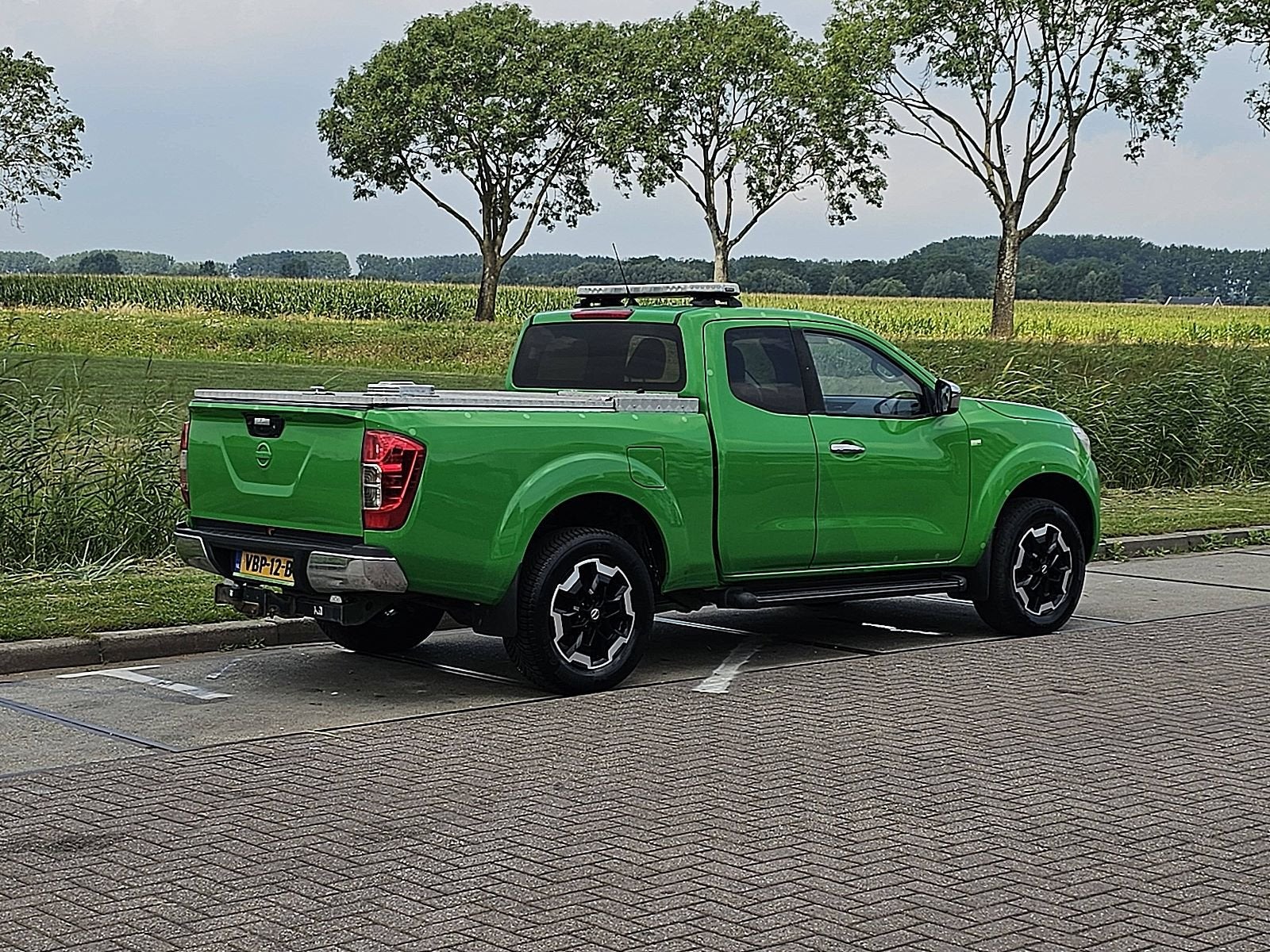 NISSAN NAVARA 2.3 dci 160 4wd, Gebruikt, 163 pk, Bedrijf, Vierwielaandrijving