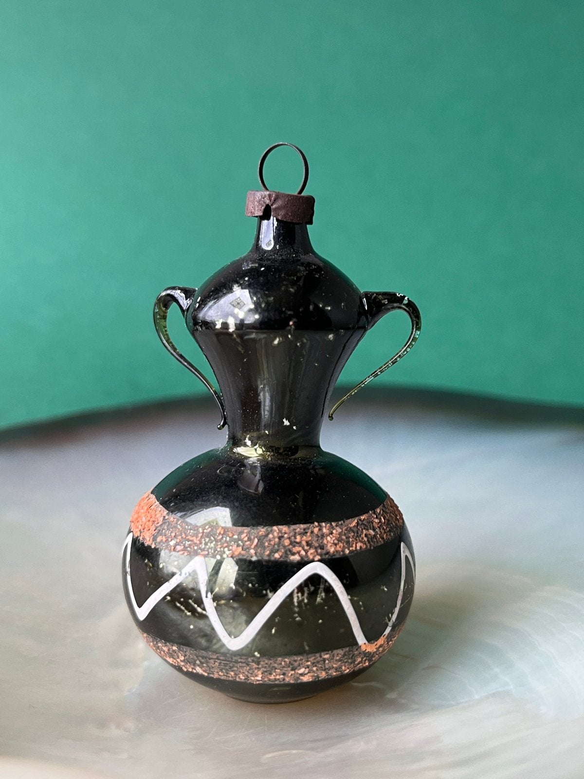 Oude groene glazen kerstbal (nr 49): urn, vaas, Gebruikt, ., Ophalen of Verzenden, .