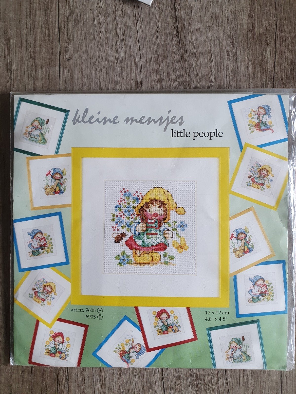 Borduurpakket Maria van Scharrenburg Little People, Ophalen of Verzenden, Nieuw, Handborduren, Borduurpakket
