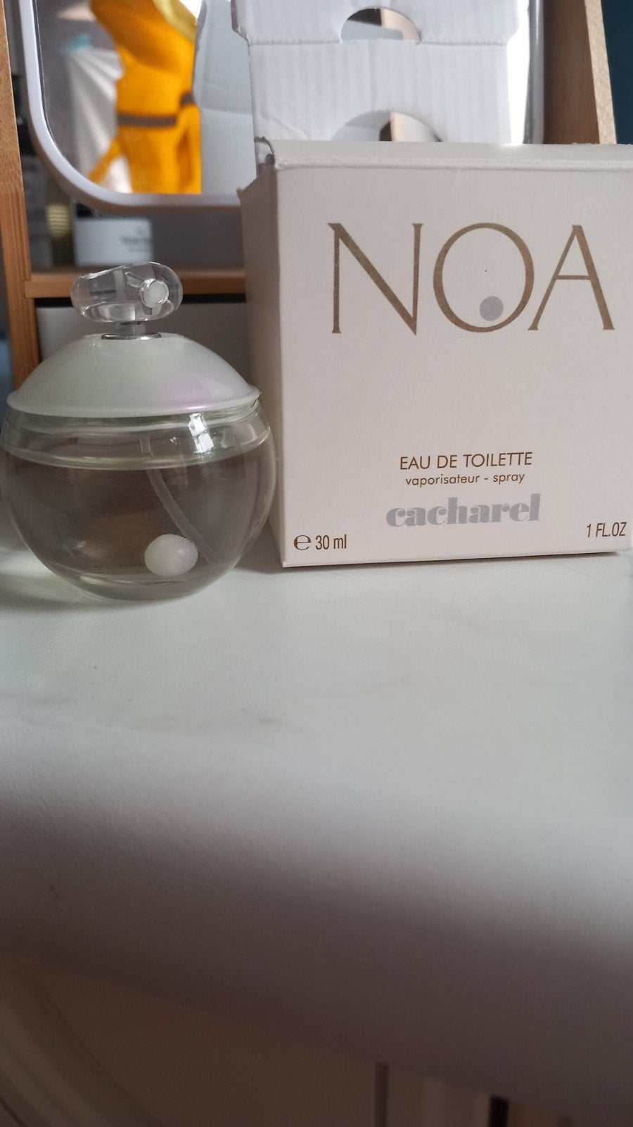 Cacharel Noa Eau de Toilette 30 ml - Zo goed als nieuw, Ophalen of Verzenden, Zo goed als nieuw