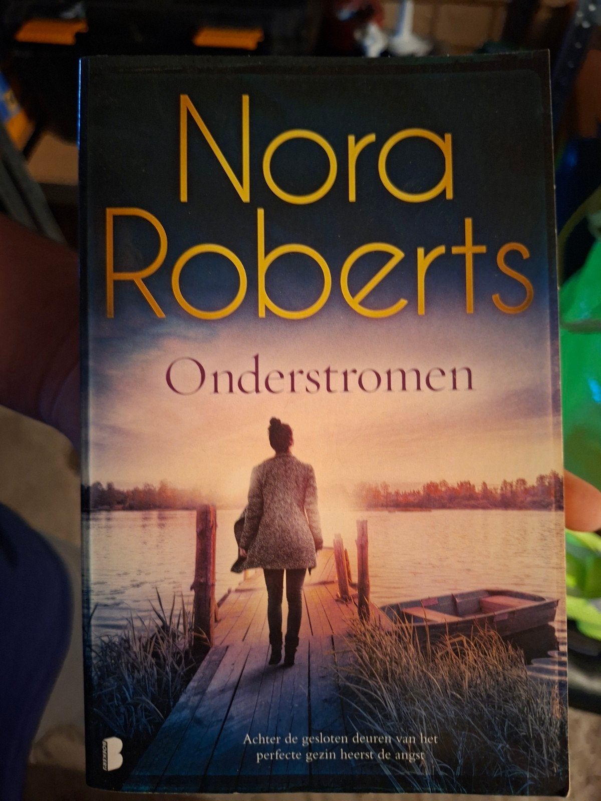 nora roberts onderstromen, Ophalen of Verzenden, Zo goed als nieuw
