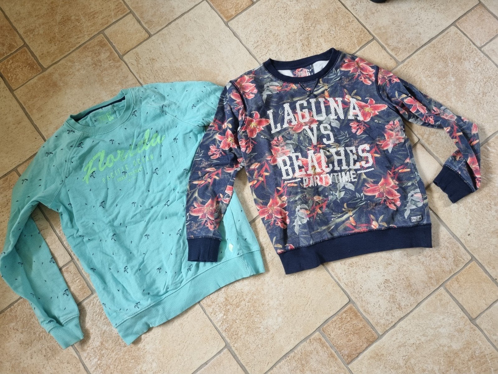 2 mooie  truien 170 groen blauw WE Nieuwstaat, Kinderen en Baby's, Trui of Vest, Nieuw, Ophalen of Verzenden, Jongen