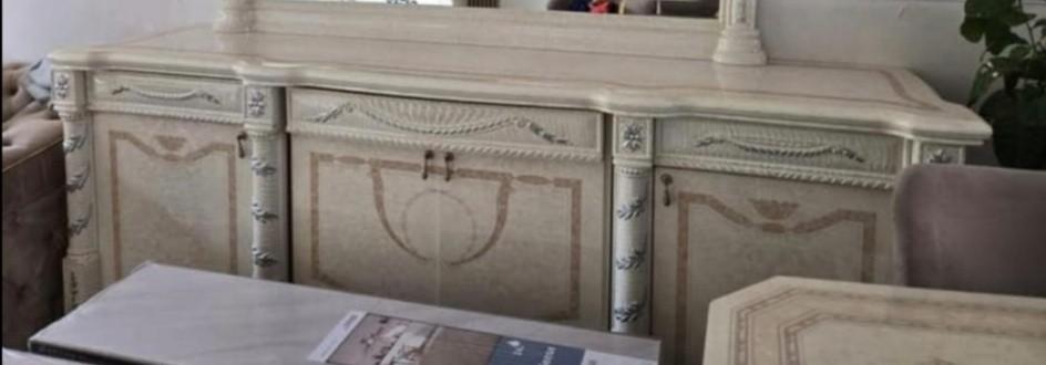 Italiaanse kwaliteit Dressoir zgan, Ophalen, Zo goed als nieuw, 25 tot 50 cm, 200 cm of meer