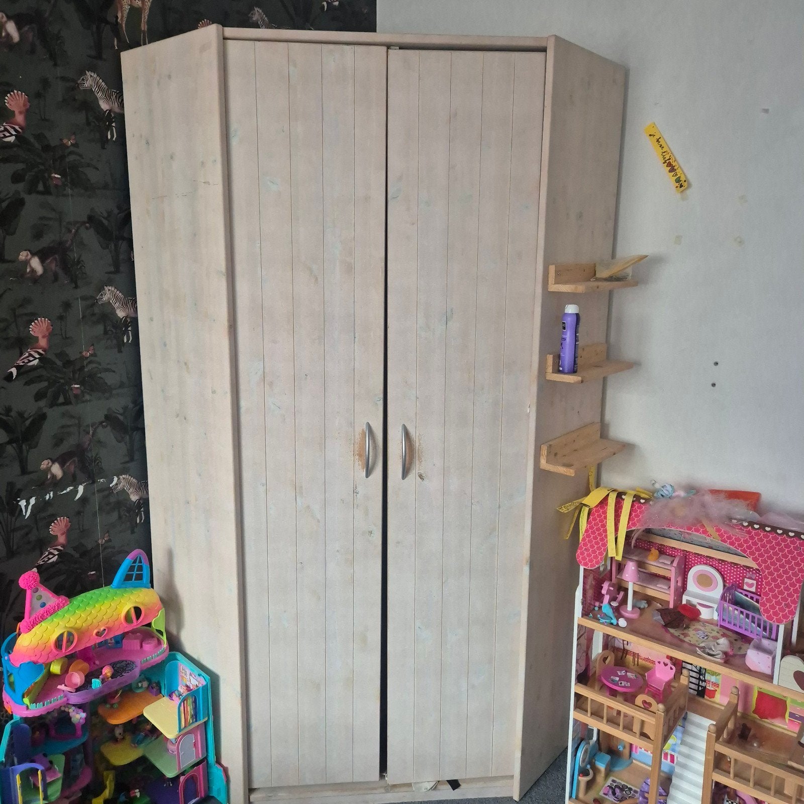 Hoekkast met verlichting en veel opbergruimte, Ophalen, Met deur(en), Gebruikt, 100 tot 150 cm