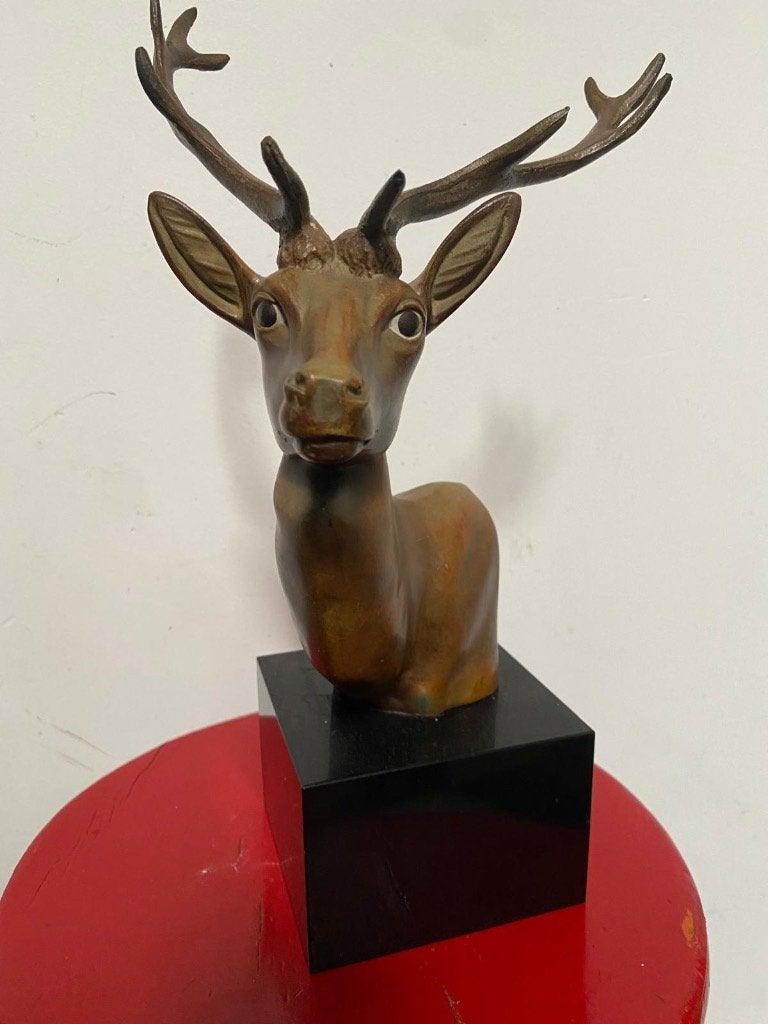 buste van hert in spelter, op marmerperiode art deco, Antiek en Kunst, Handgemaakt, Verzenden, Art deco, Buste