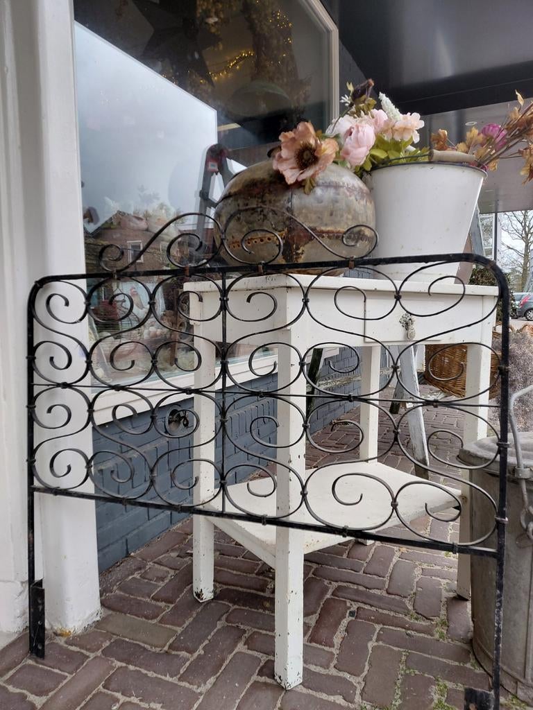 Veel brocante decoratie voor sfeervolle hoekjes in de tuin, Antiek en Kunst, Curiosa en Brocante, Ophalen of Verzenden