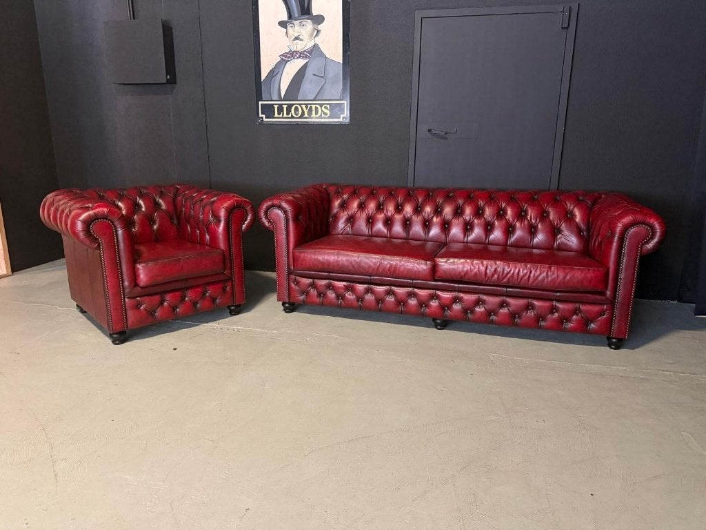 Chesterfield 3 zits en fauteuil., Huis en Inrichting, Banken | Bankstellen, Gebruikt, Rechte bank, Vierpersoons of meer, 200 tot 250 cm