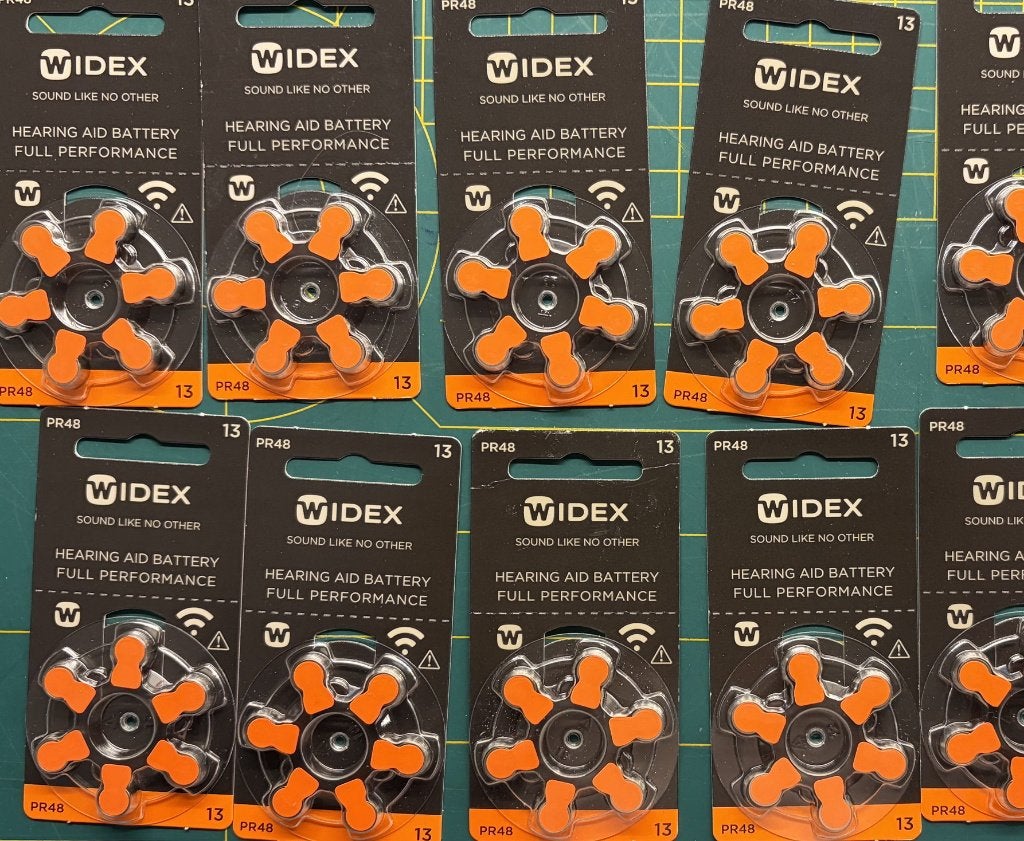 Widex  nieuw  90 stuks   type 13   batterijen  hoortoestel, Ophalen of Verzenden, Nieuw
