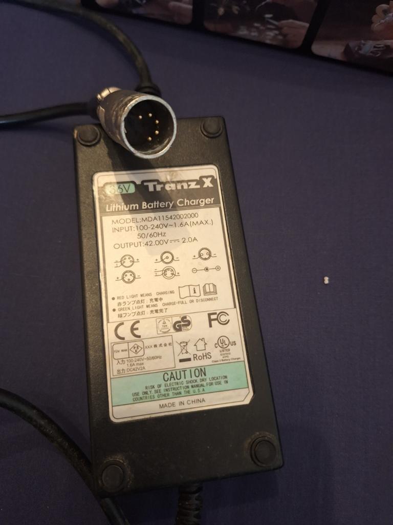 Tranz X Lader 36V Lithium Acculader E-bike, Ophalen of Verzenden, Gebruikt