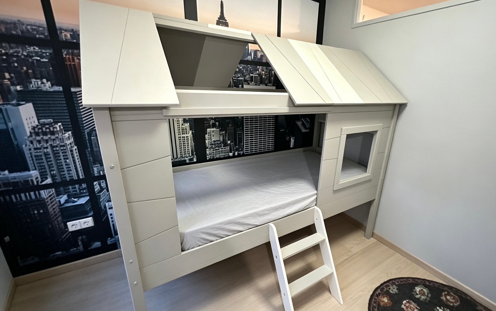 90*200 boomhut bed Charlotte Kinderbed, Kinderen en Baby's, Ophalen, Zo goed als nieuw, Hoogslaper