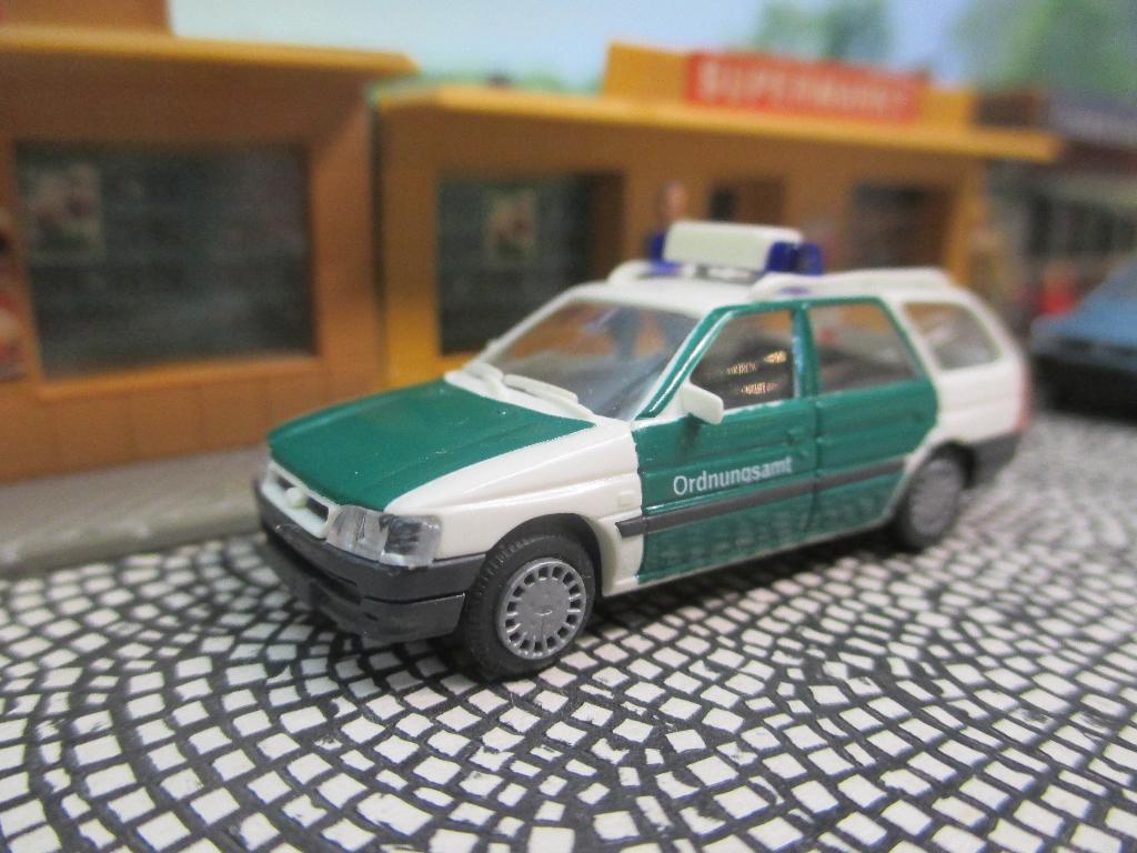 Ford Escort Mk.5 Turnier - Rietze POLIZEI ( Politie ), Ophalen of Verzenden, Zo goed als nieuw, Auto, Rietze
