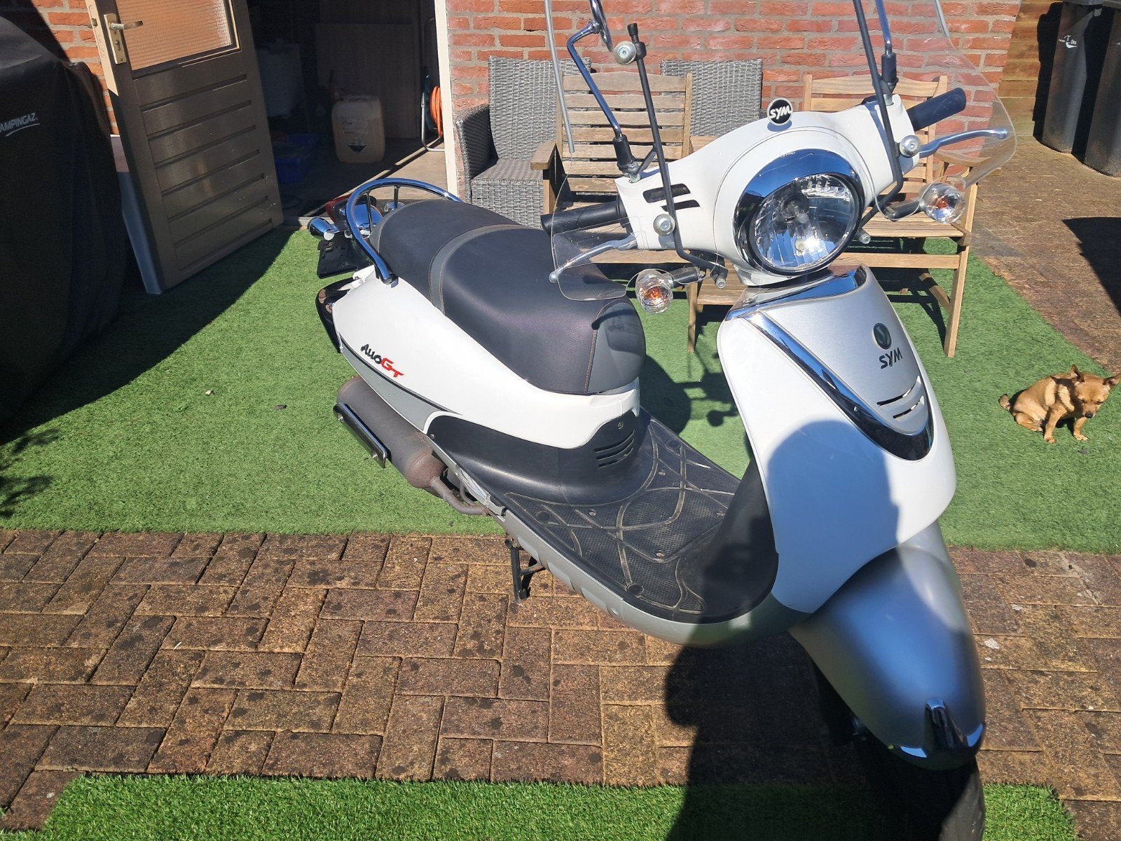 Sym Allo GT Scooter - Wit, Zo goed als nieuw, Fietsen en Brommers, Brommeronderdelen | Snorfietsen, Ophalen, Zo goed als nieuw