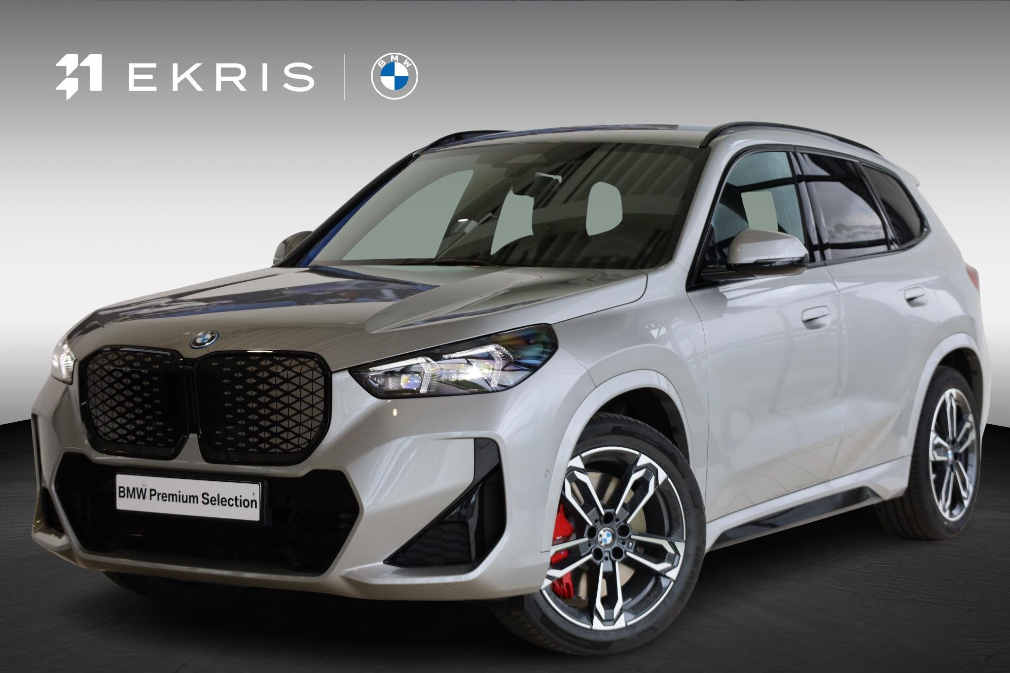 BMW iX1 eDrive20 | M Sportpakket Pro | Premium Pack | Drivin, Auto's, BMW, Bedrijf, Te koop, iX1, Achteruitrijcamera, Alarm, Bochtverlichting