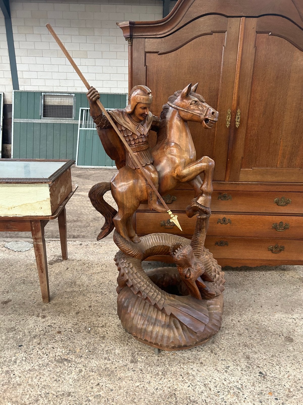 Groot houten beeld: Sint Joris en de Draak, Ophalen of Verzenden, Handgemaakt, 1 meter - 2 meter, Beeld