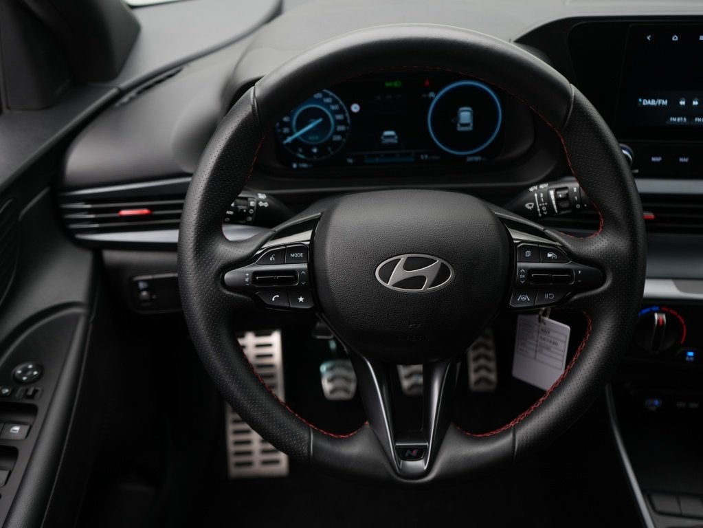 Hyundai i20 1.2 N Line | Navigatie | Private lease 429,- p.m, Auto's, Keurmerk '100% Onderhouden', Gebruikt, Zwart, 4 cilinders