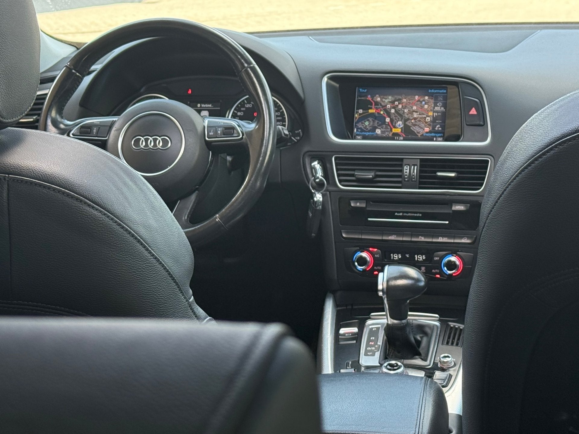 Audi Q5 2.0 TFSI hybrid quattro Pro Line Plus - Monsoon Grij, Auto's, Audi, Automaat, Euro 5, Gebruikt, Zwart