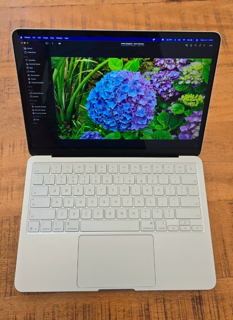 MacBook NEO 13" display (Silver, 256GB) – Zo goed als nieuw, Computers en Software, Apple Macbooks, Ophalen, 13 inch, Zo goed als nieuw