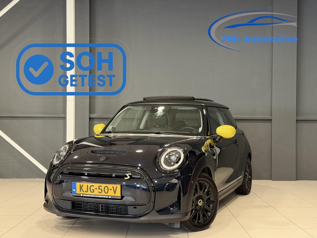 MINI Electric MINI Yours 33 kWh | Harman Kardon | Panorama d, Auto's, Mini, Gebruikt, 33 kWh, 4 stoelen, Leder