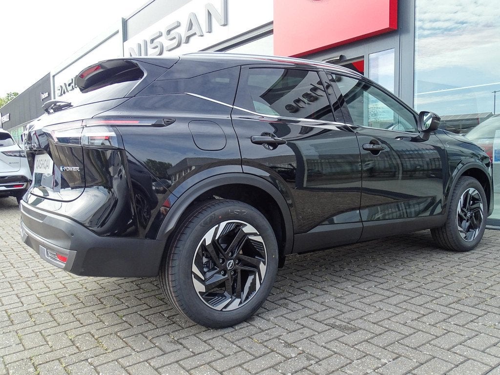 Nissan Qashqai 1.5 e-Power N-Connecta 10 jr garantie! | COLD, Auto's, Nissan, 1498 cc, Leder en Stof, Zwart, Nieuw