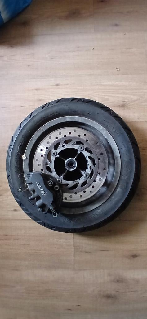 Scooter velg met band en remklauw, Ophalen of Verzenden, Gebruikt, Overige typen, Overige merken