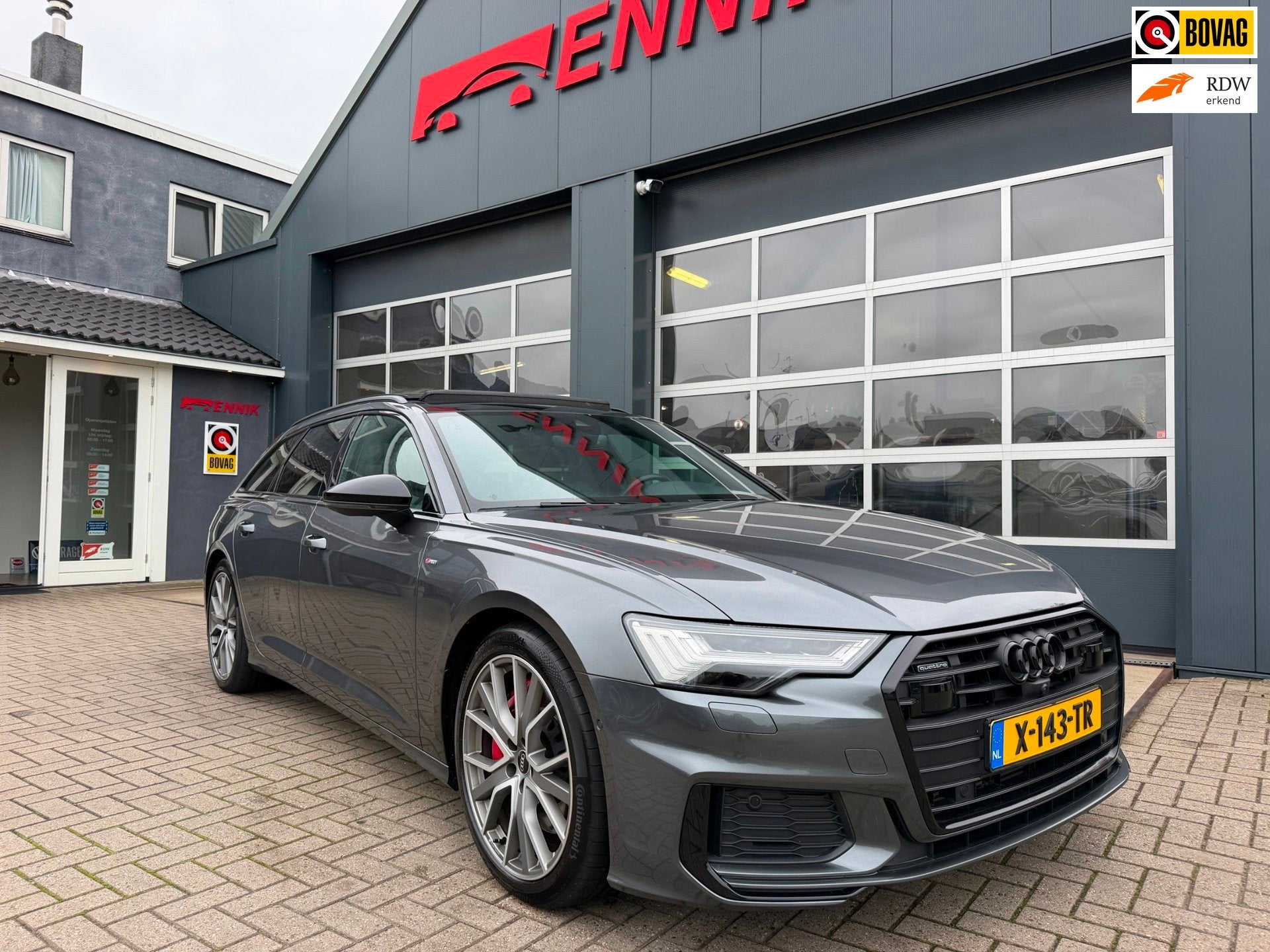 Audi A6 Avant 55 TFSI e quattro Competition / Pano / 360CAM, Auto's, Dealer onderhouden, Gebruikt, 4 cilinders, Plug-in hybride