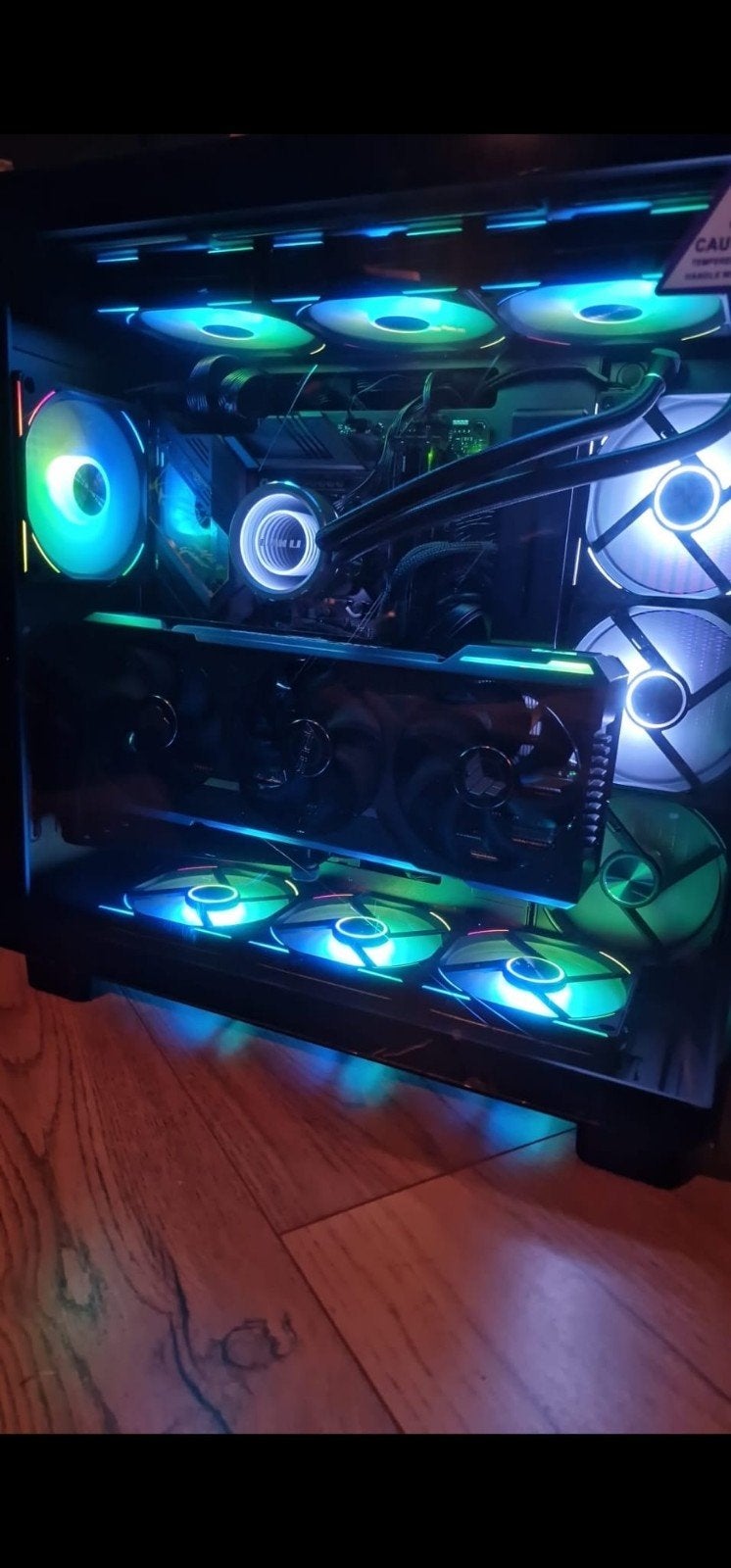 Foto 3 van High-End Gaming PC - RTX 4080, i7-14700K, 32GB DDR5