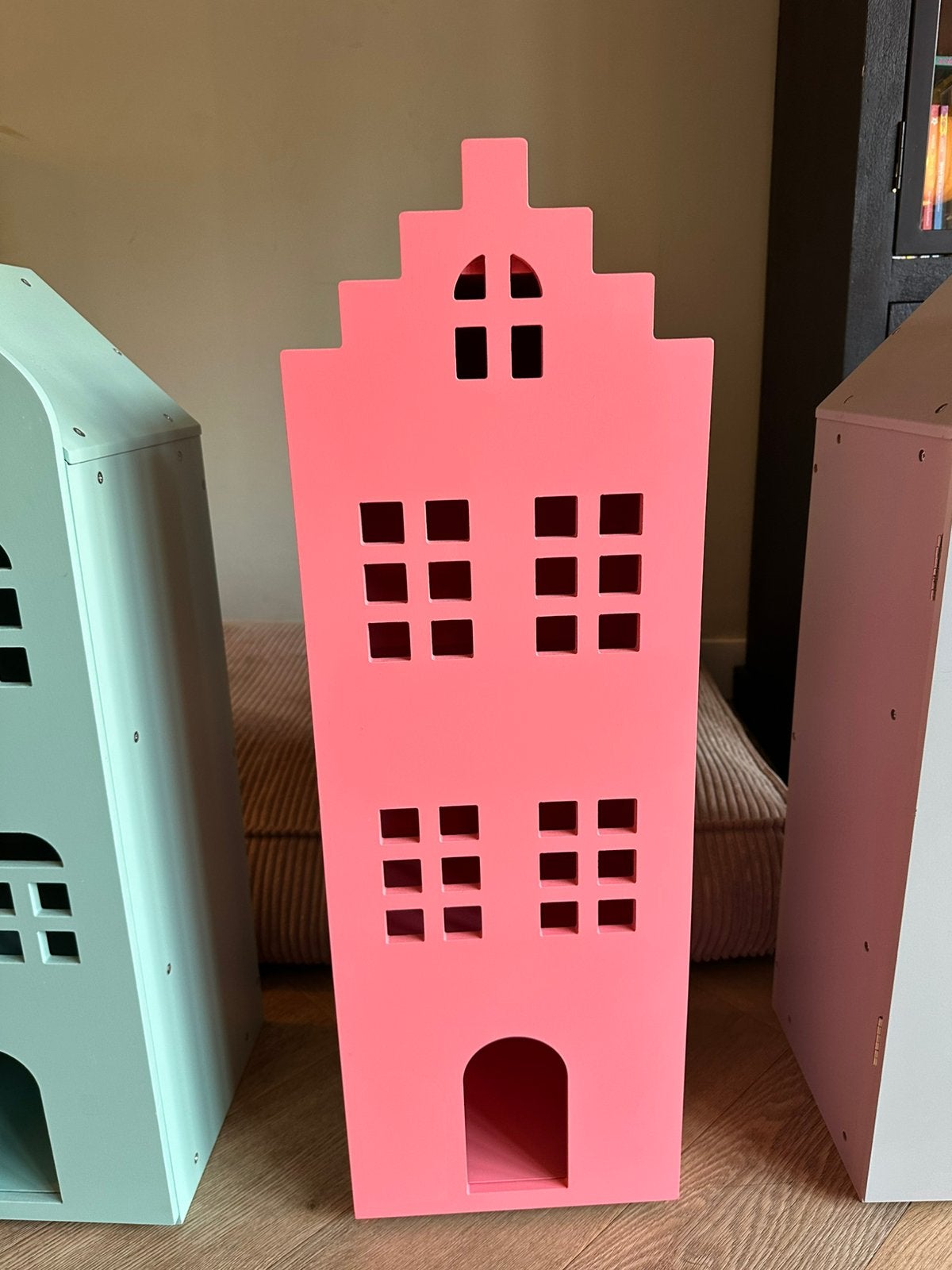 HEMA Grachtenpand Poppenhuis - Roze, Ophalen, Zo goed als nieuw, Poppenhuis