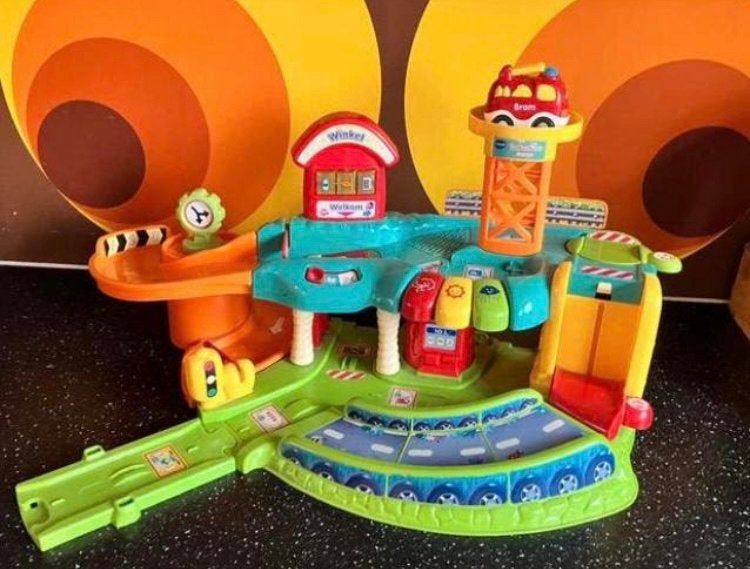V tech garage, Kinderen en Baby's, Speelgoed | Vtech, Ophalen, Gebruikt