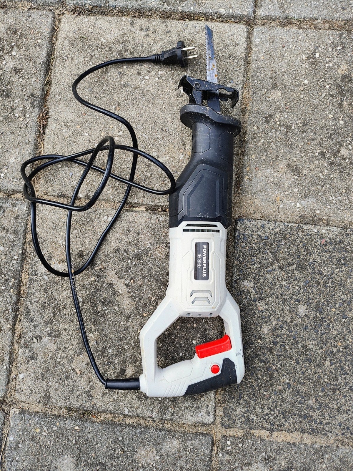 Powerplus Reciprozaag - Gebruikt maar functioneel, Gebruikt, 70 mm of meer, 600 tot 1200 watt, Ophalen of Verzenden