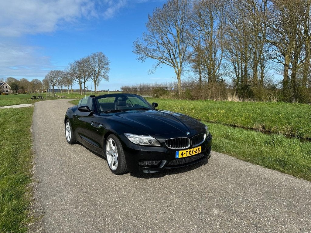 BMW Z4 Roadster sDrive18, High Executive, M Edition, Automaat, Zwart, Cabriolet, Zwart