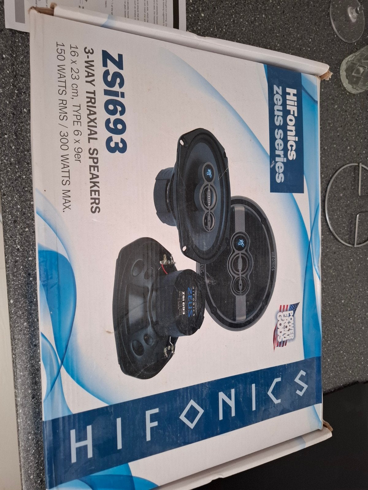 HIFONICS ZEUS ZSI 693 150W RMS -300W MAX SPEAKERS, Auto diversen, Ophalen