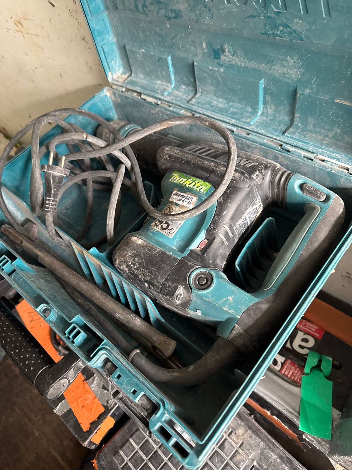 Makita M0870 Boorhamer - Gebruikt, Boor- en/of Breekhamer, Ophalen of Verzenden, Klopboormechanisme, Gebruikt