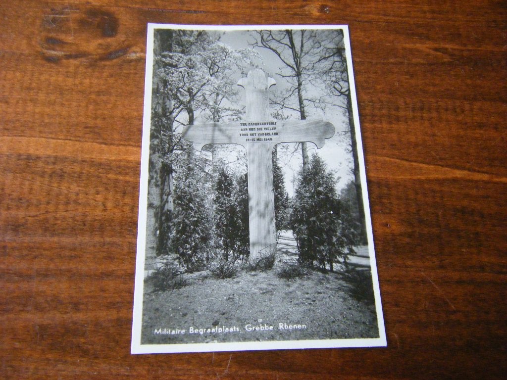 F43 - Rhenen - Grebbe - Begraafplaats - Mooi/Oud, Verzamelen, Ophalen of Verzenden, 1940 tot 1960, Utrecht