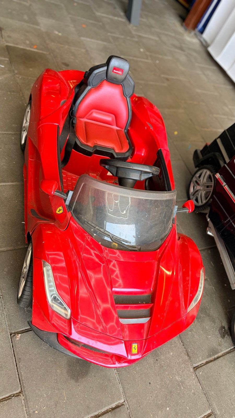 Rode Ferrari kinderauto, Ophalen, Gebruikt, Afstandsbediening