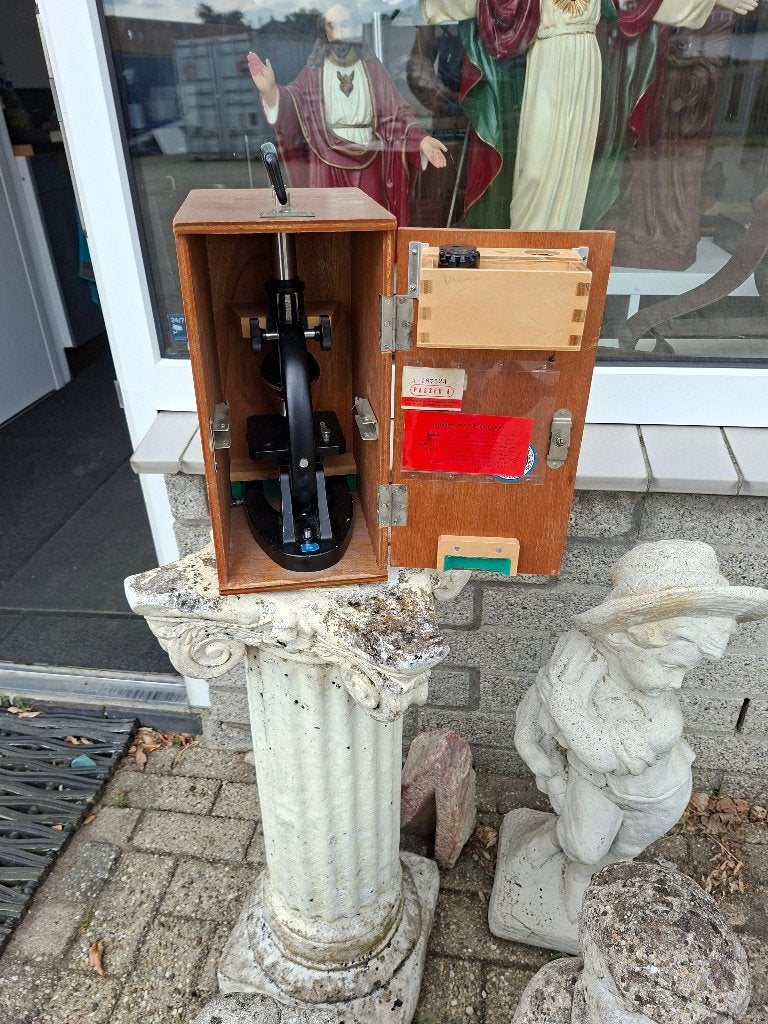 vintage microscoop /macrometer olympus in houten kist, Ophalen of Verzenden