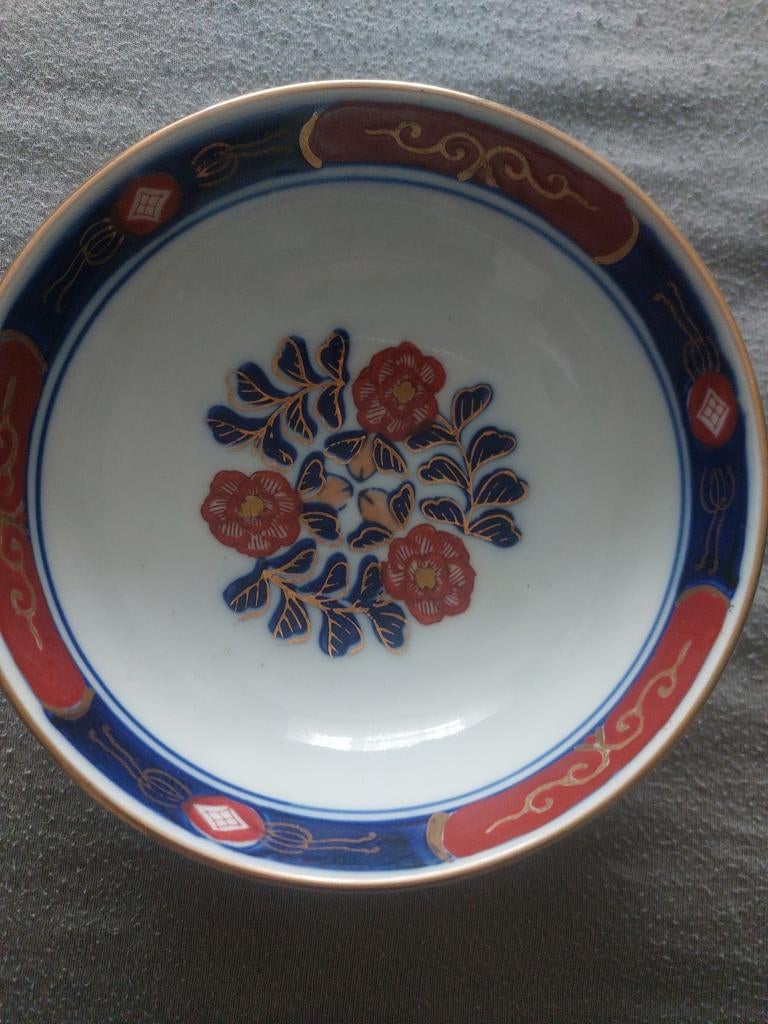 Handgeschilderde Goldimari Soepkommen - Set van 2, Huis en Inrichting, Keuken | Servies, Keramiek, Ophalen of Verzenden, Zo goed als nieuw