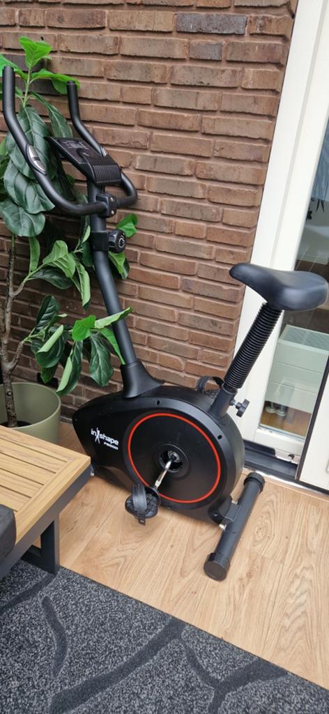 Gebruikte Hometrainer - InShape, Ophalen, Gebruikt, Metaal, Benen