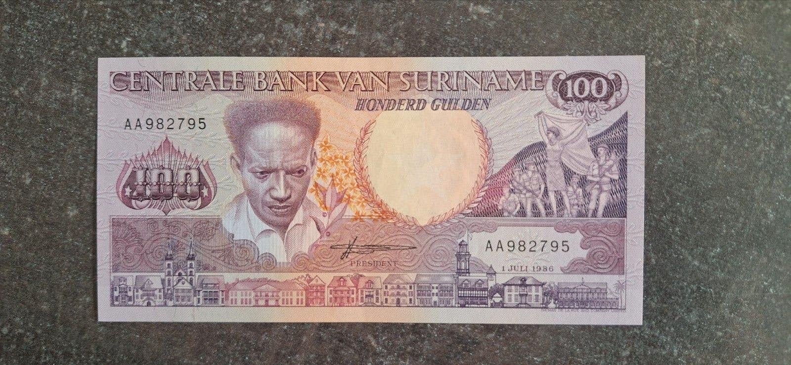 Suriname 100 gulden 1986 AA 1 ste type., Postzegels en Munten, Ophalen of Verzenden, Zuid-Amerika