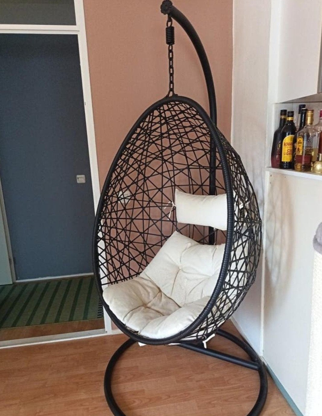 Egg Chair zwart met creme kussens tuin of binnen, Ophalen, Gebruikt, Zwart, Eén