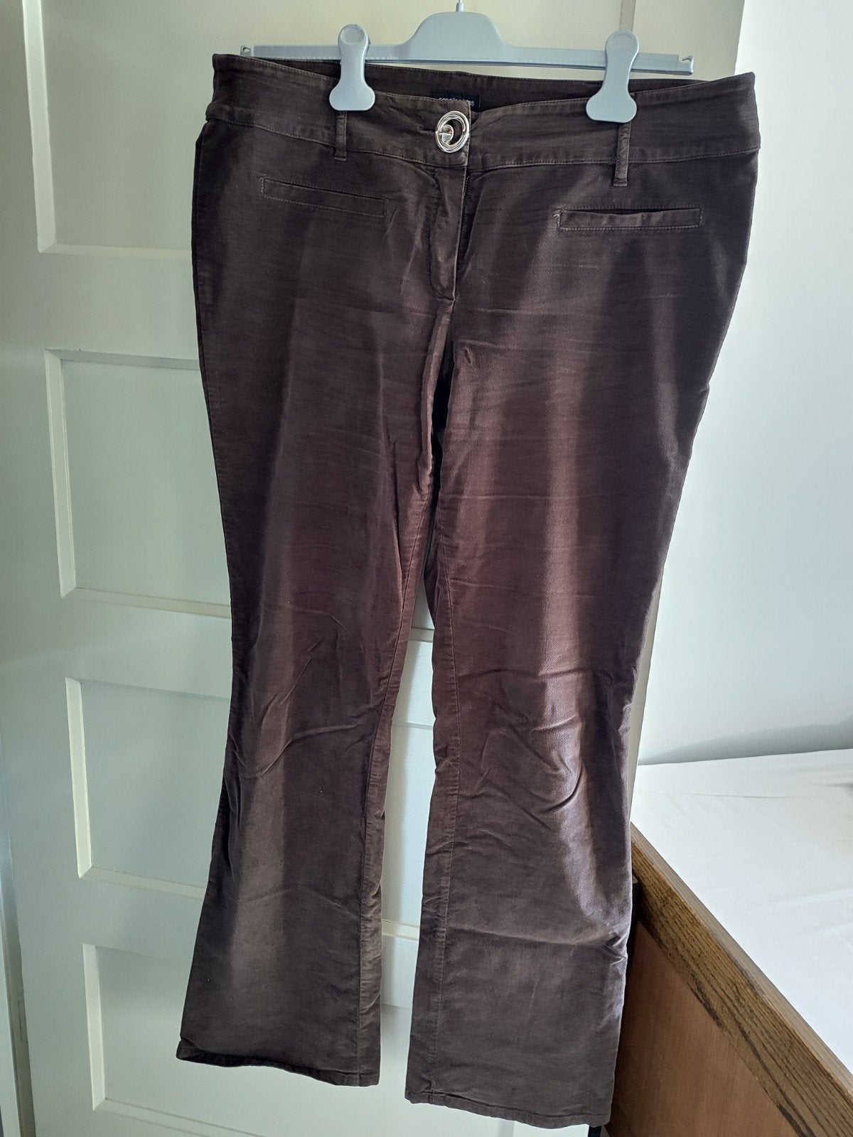 Mooie bruine velours broek, Caroline Biss, maat 46, Kleding | Dames, Broeken en Pantalons, Bruin, Maat 46/48 (XL) of groter, Ophalen of Verzenden