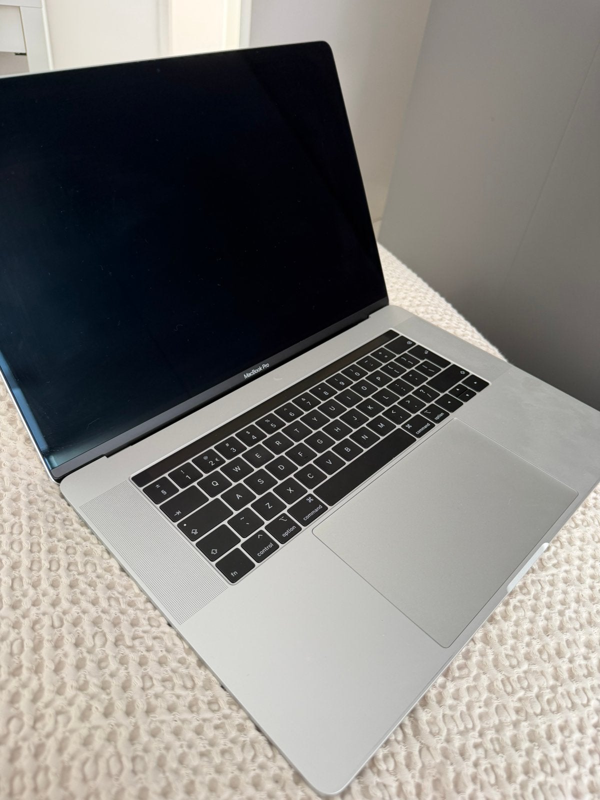 Apple macbook pro 15 inch, Computers en Software, Ophalen of Verzenden, Zo goed als nieuw, 15 inch, MacBook Pro