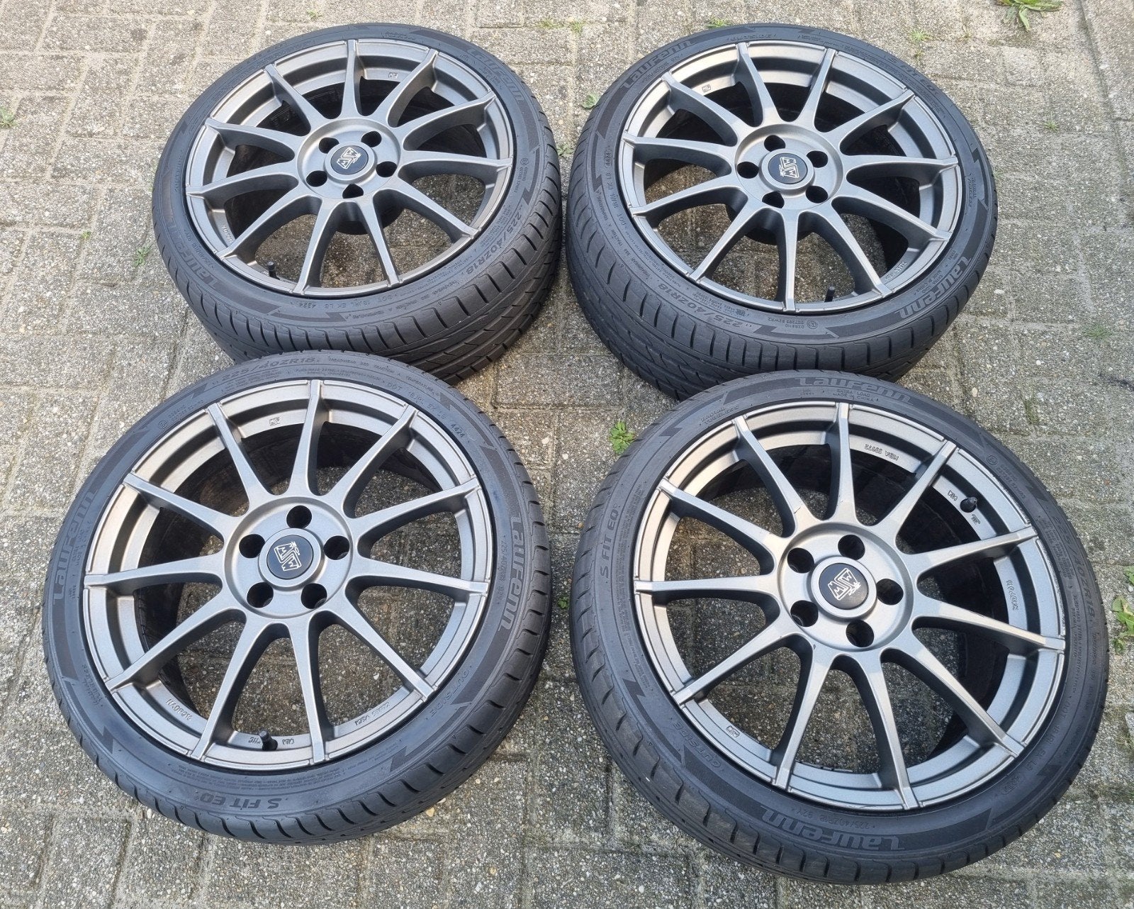 MSW (OZ Racing) velgen 18 inch 5x112 met goede zomerbanden, Ophalen, 18 inch, Gebruikt, Banden en Velgen