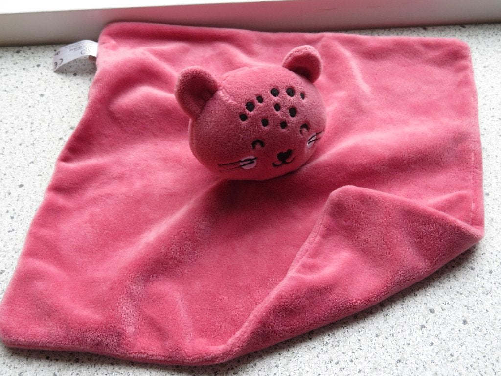 Knuffeldoek poes van Kruidvat Mundia BV dik roze velours, Ophalen of Verzenden, Zo goed als nieuw, Kat, Met label