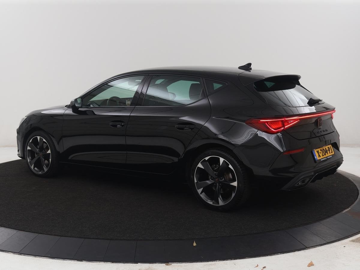 CUPRA Leon 1.5 eTSI Business Edition | Half leder | Stuur/st, Auto's, 4 cilinders, Leon, Zwart, Bedrijf