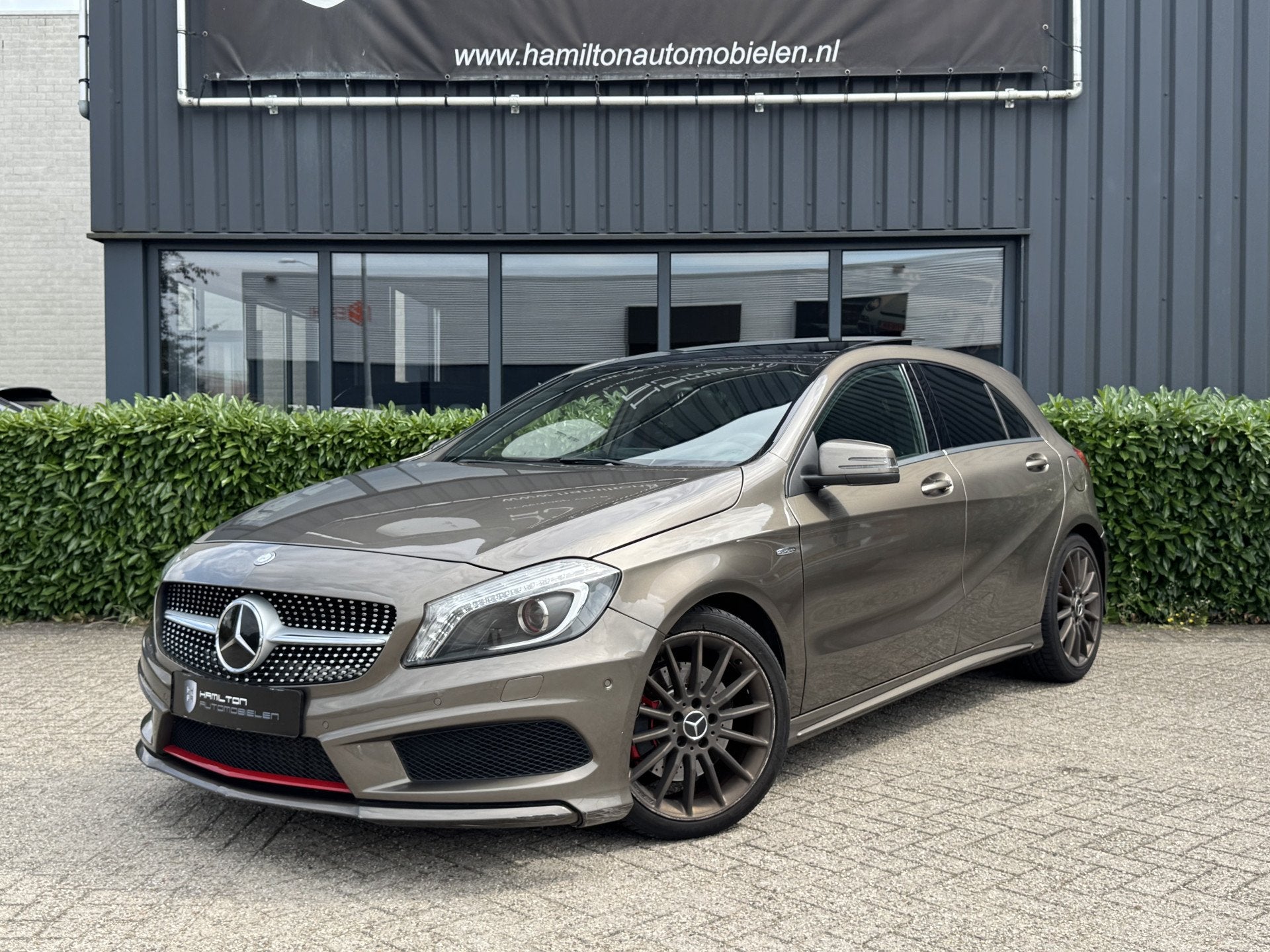 Mercedes-Benz A-Klasse 250 AMG 211pk Aut. Sport Ambition Xen, Bi-Xenon koplampen, Gebruikt, Zwart, 4 cilinders