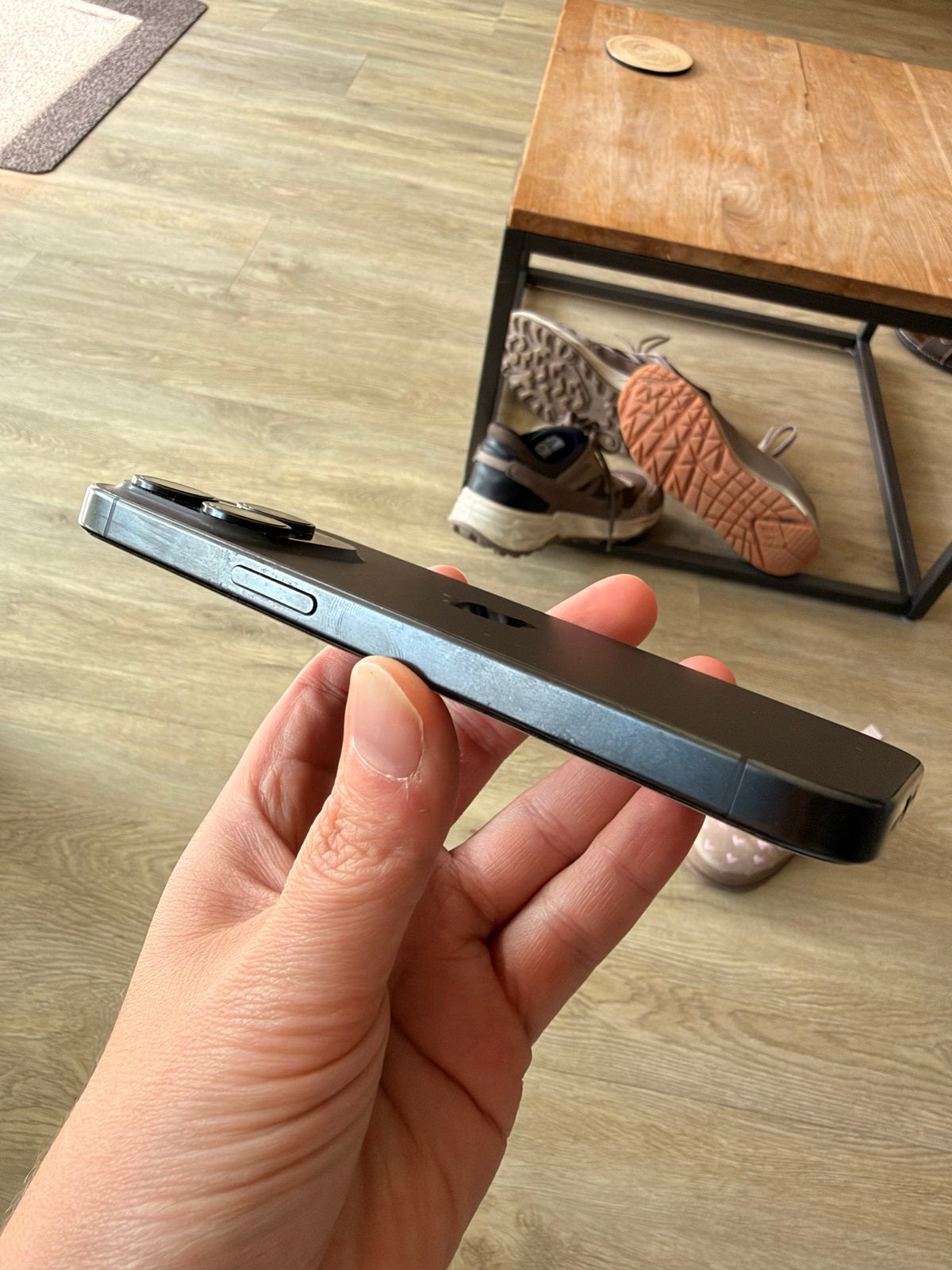 Foto 8 van Iphone 15 pro, zeer goede staat, batterij 79%