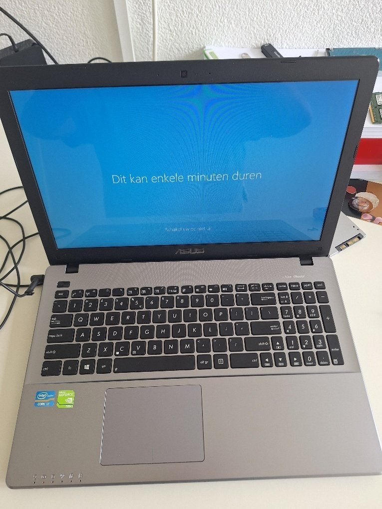 Core i7 laptop, Computers en Software, Windows Laptops, Ophalen, Met videokaart, Qwerty, Zo goed als nieuw
